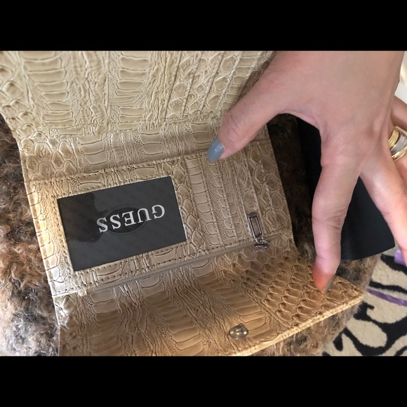 ❤️GiveAway❤️ - Picture 3 of 3